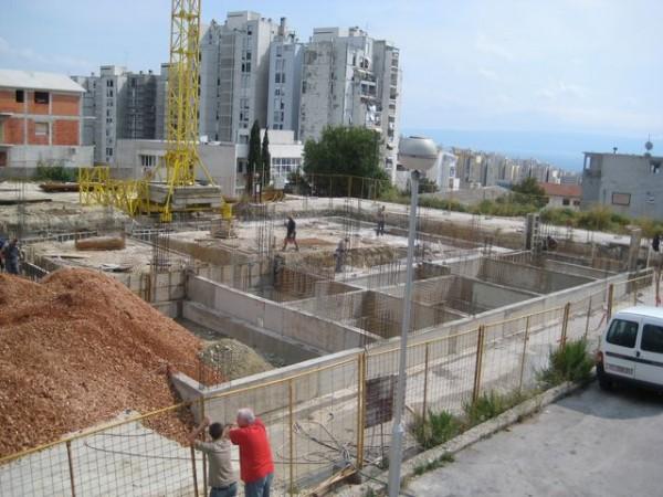 Gradimo crkvu (I)